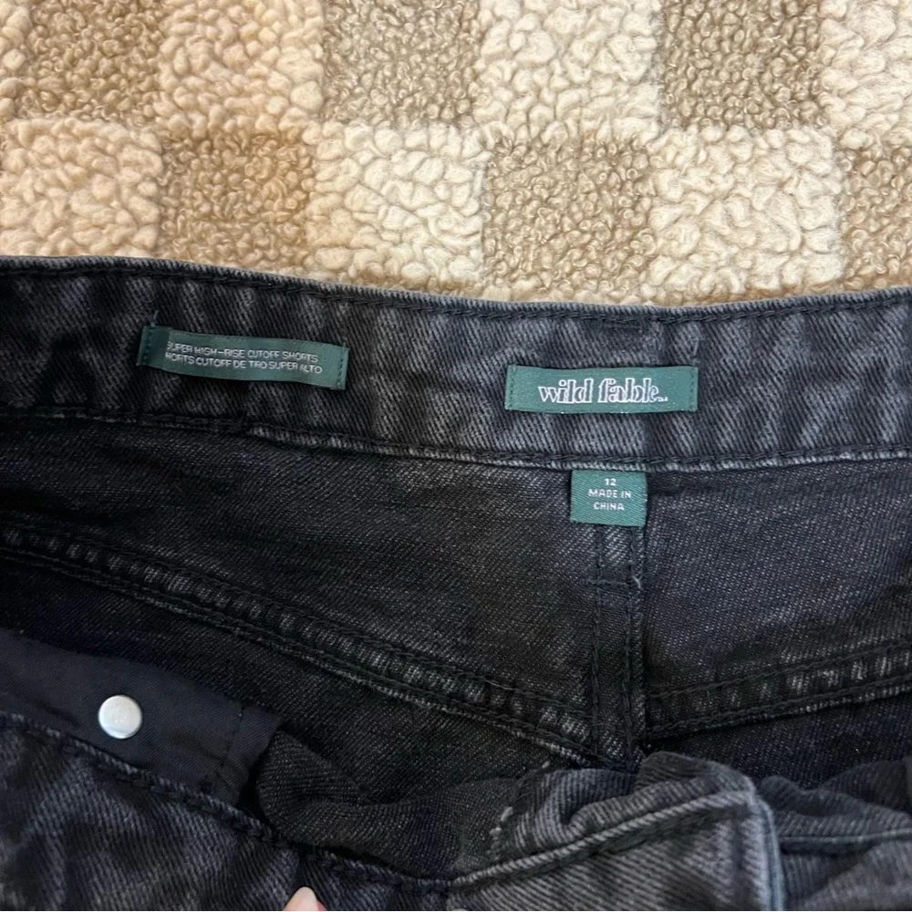 Wild fable shorts size 12 - Picture 5 of 6